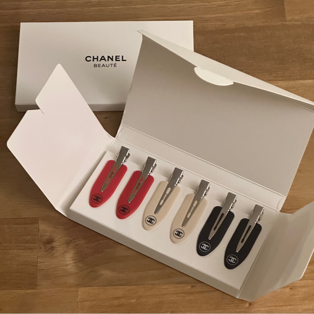 NIB Chanel Limited Edition Beauté Hair Accessories